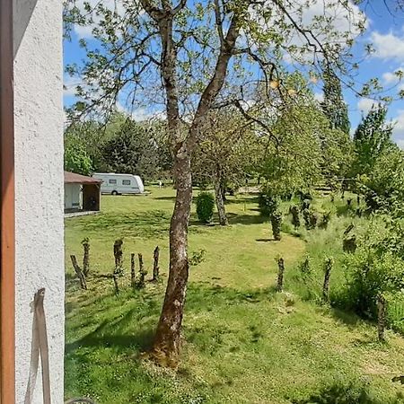 L' Appartement Du Camping Hautoreille Bannes  Exterior photo